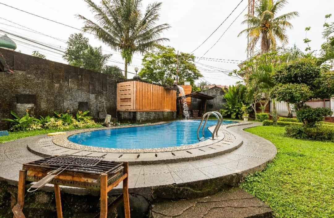 Villa Anjung Balak צ'יסרואה מראה חיצוני תמונה