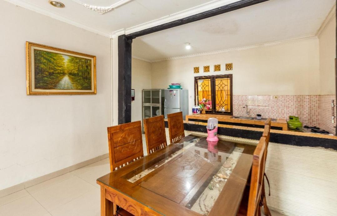 Villa Anjung Balak צ'יסרואה מראה חיצוני תמונה